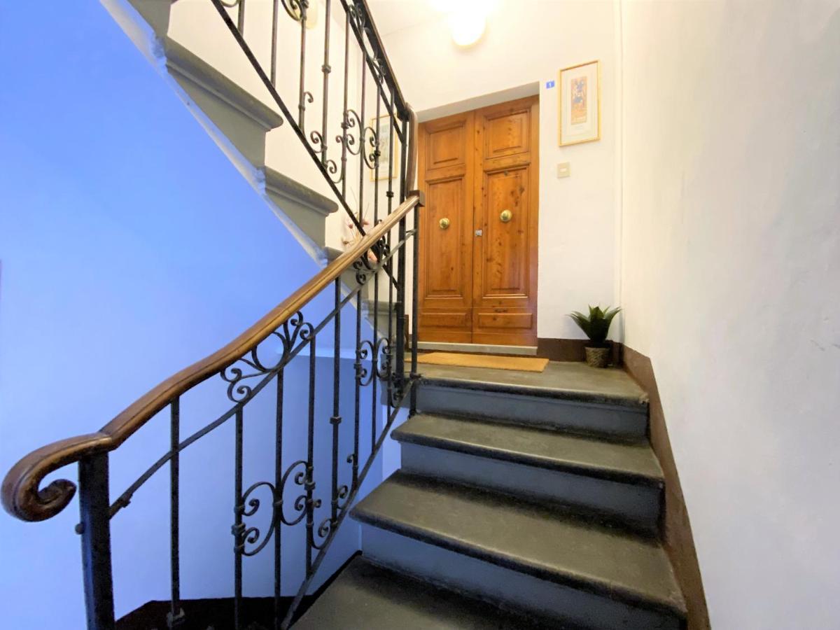 Casa Stella- A Due Passi Dal Corso Di Siena Apartman Kültér fotó